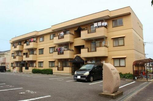 香川県高松市屋島西町 賃貸マンション