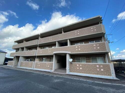 香川県木田郡三木町大字池戸 賃貸マンション