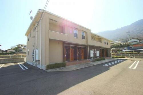 香川県高松市屋島東町 賃貸アパート