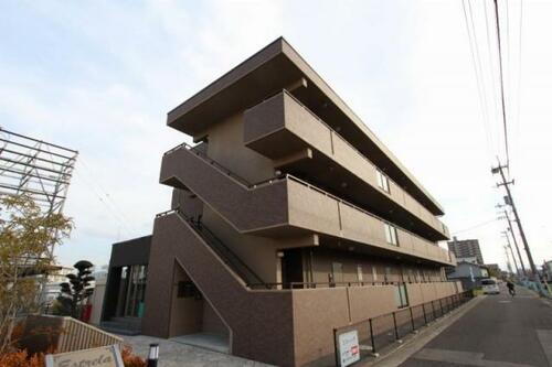 香川県高松市上之町３丁目 賃貸マンション