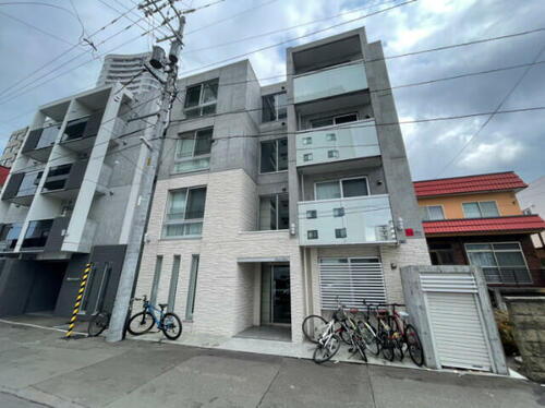北海道札幌市中央区北一条西２６丁目 34階建 築6年9ヶ月