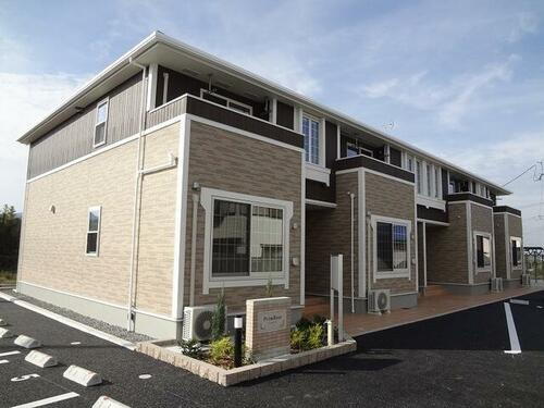 熊本県熊本市北区池田３丁目 2階建 築8年8ヶ月