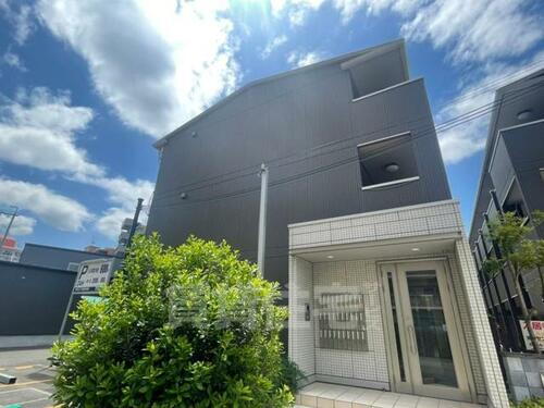 大阪府豊中市向丘３丁目 3階建