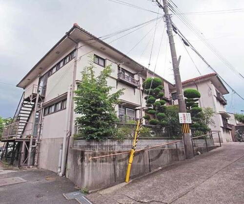 平和荘 2階建