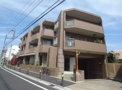 グローリオ駒沢大学 地上3階地下1階建