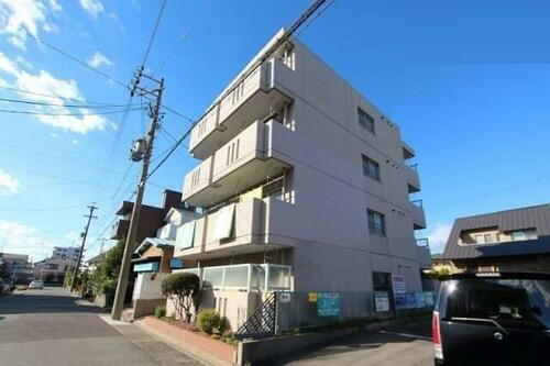 リトルタウン惠 4階建