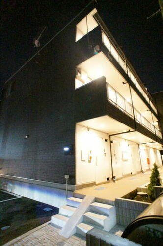 神奈川県相模原市中央区共和１丁目 3階建 築5年11ヶ月