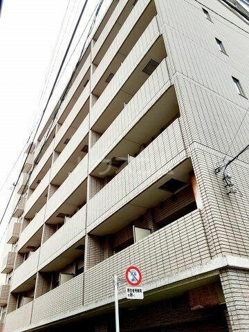 東京都世田谷区世田谷１丁目 8階建