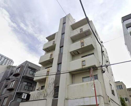東京都新宿区市谷仲之町 5階建 築45年3ヶ月