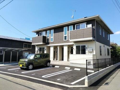 愛媛県松山市越智３丁目 賃貸アパート