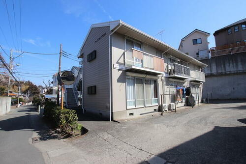 神奈川県鎌倉市城廻 2階建