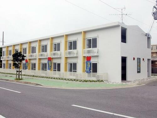 沖縄県中頭郡北谷町字上勢頭 賃貸アパート