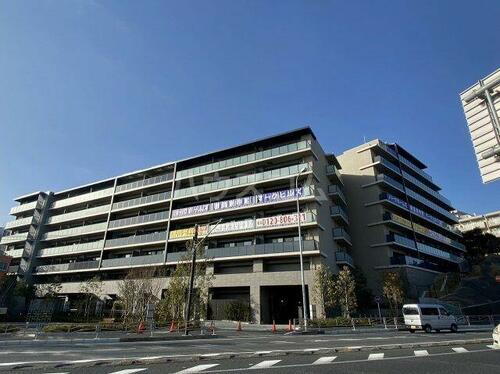 神奈川県横浜市鶴見区東寺尾４丁目 9階建