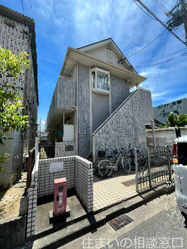 愛知県岡崎市南明大寺町 2階建