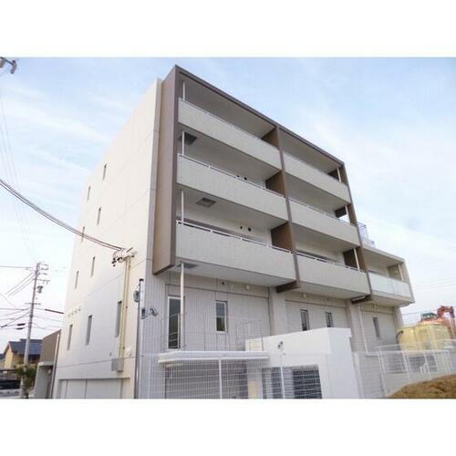 ５３３　ＨＯＬＬＹ　ＨＩＬＬＳ　ＲＥＳＩＤＥＮＣＥ　２ 5階建