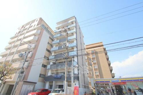 大阪府吹田市南金田１丁目 9階建