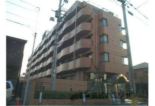 朝日プラザ鴨川 6階建