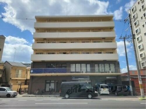 京都府京都市右京区西京極東大丸町 6階建