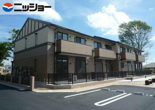 三重県四日市市大字松本 賃貸アパート