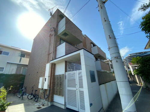 パロス須磨浦通 3階建