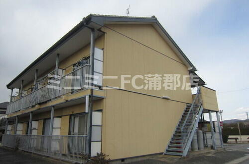 光栄荘 2階建
