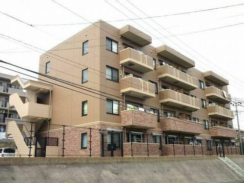 レガリア　あかね台Ⅰ 4階建