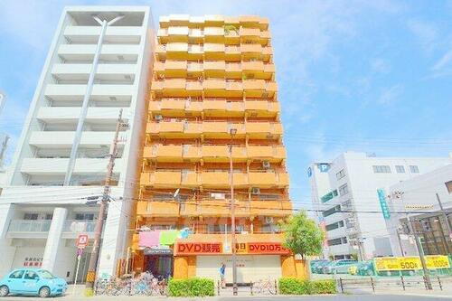 日生ロイヤルマンション十三 11階建