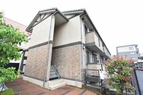 大阪府和泉市肥子町２丁目 2階建