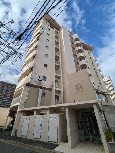 長崎県長崎市岩屋町 10階建