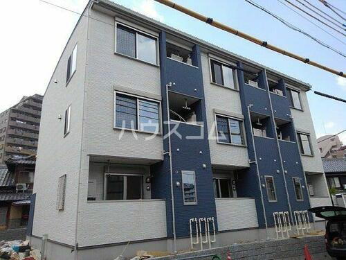 愛知県名古屋市名東区一社３丁目 3階建 築5年1ヶ月
