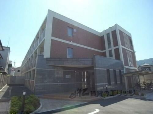 滋賀県大津市際川４丁目 3階建 築11年7ヶ月