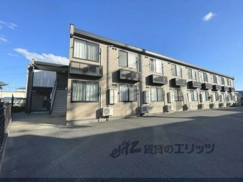 レオパレス星田２ 2階建
