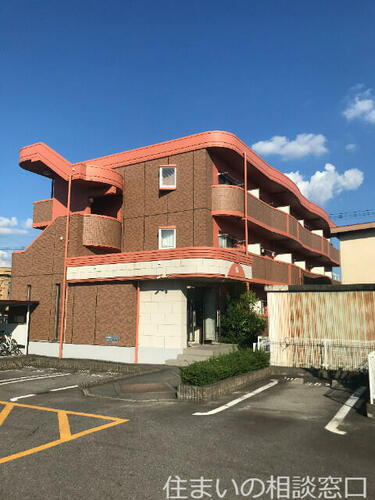 愛知県岡崎市美合町字平地 3階建 築17年3ヶ月