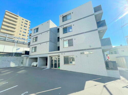 北海道札幌市手稲区手稲本町二条５丁目 4階建 築4年4ヶ月