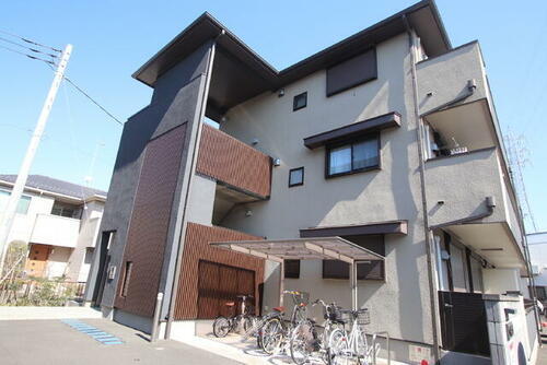 ドルチェカーサＢ 3階建