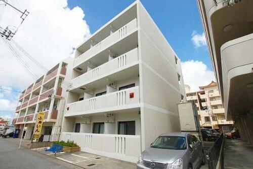 レオパレス真嘉比