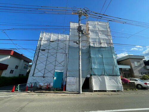 北海道札幌市西区発寒五条７丁目 4階建 