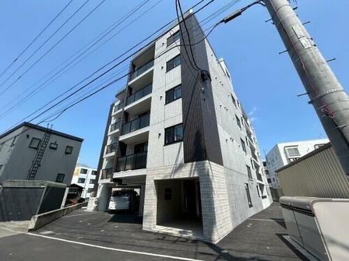 北海道札幌市北区北六条西８丁目 5階建 築1年6ヶ月
