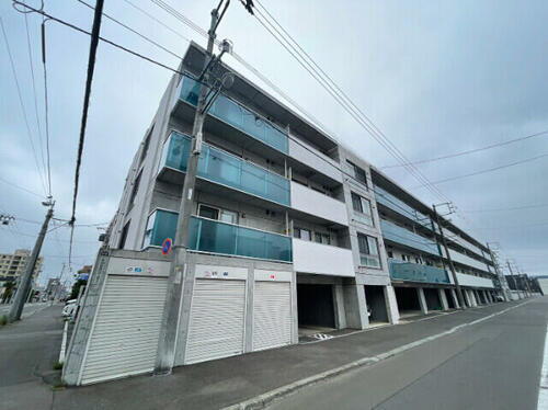 北海道札幌市中央区南二十条西１２丁目 4階建