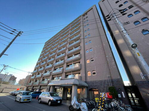 北海道札幌市中央区南八条西６丁目 11階建 築23年5ヶ月