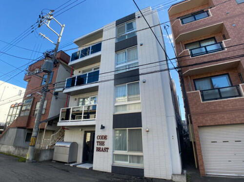 北海道札幌市中央区南五条西１１丁目 4階建 築11年4ヶ月