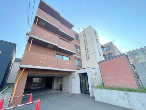 北海道札幌市西区発寒七条９丁目 4階建 築34年10ヶ月