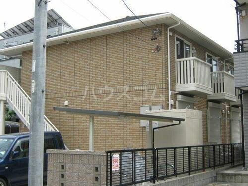 メゾン富貴 2階建
