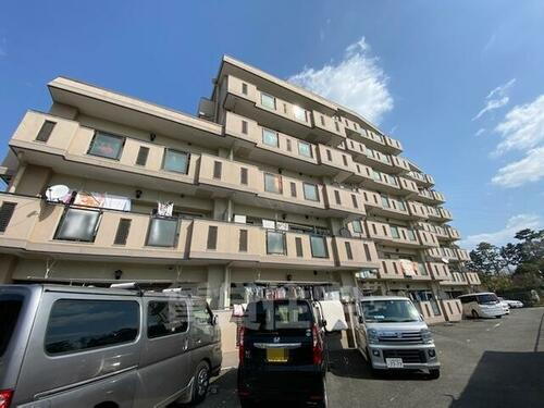 大阪府豊中市稲津町２丁目 7階建