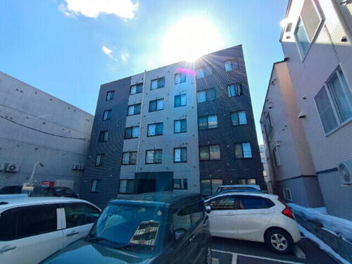 北海道札幌市中央区南十四条西７丁目 5階建 築2年4ヶ月