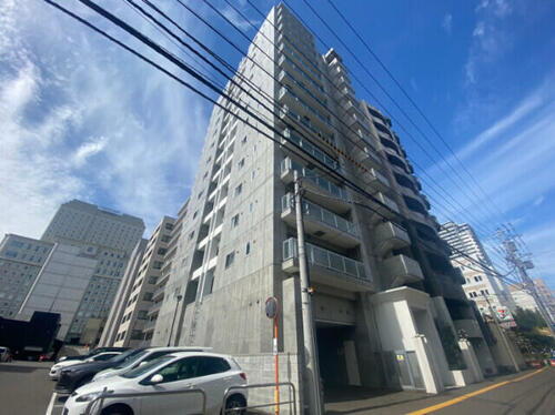 北海道札幌市中央区北二条東１丁目 14階建 築17年4ヶ月