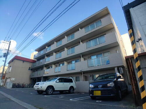 北海道札幌市中央区南八条西７丁目 4階建 築16年5ヶ月