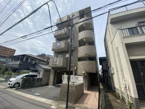 ルクール下荒田 5階建