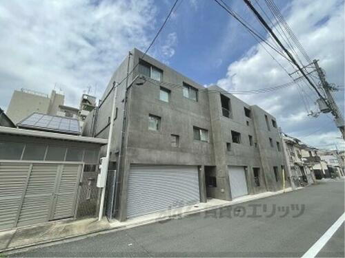 京都府京都市中京区西ノ京南原町 築5年3ヶ月 3階建