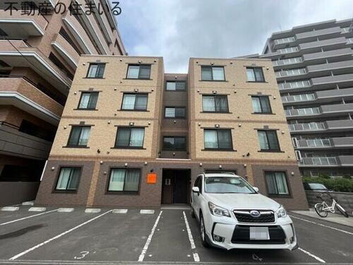 アッサンブラージュＭ．Ｋ．Ｍ． 4階建